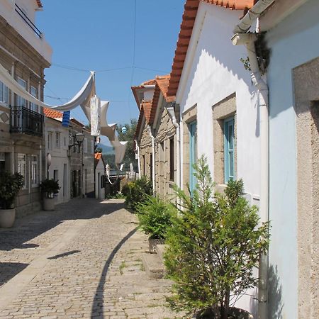 Casa Do Cais Cerveira Villa วีลาโนวา เด เซอร์เวย์รา ภายนอก รูปภาพ